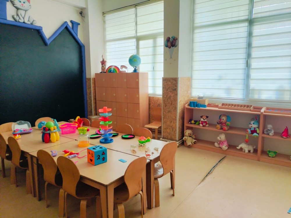  Özel Renkli Bulutlar Anaokulu.