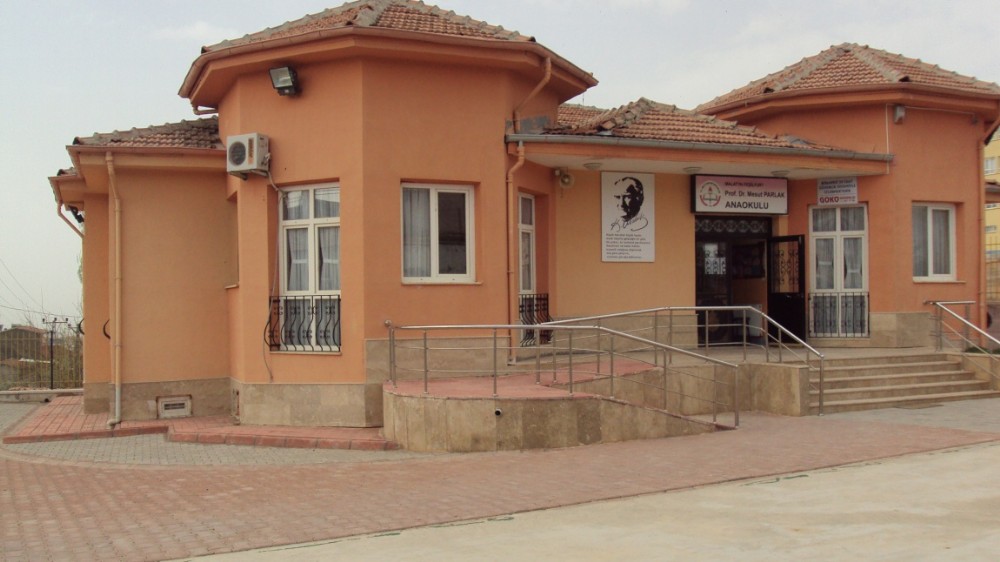 Prof.Dr.Mesut Parlak Anaokulu